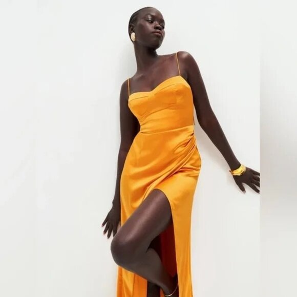 REFORMATION Marguerite Silk Dress - Size 4 in Canteloupe - Picture 5 of 11